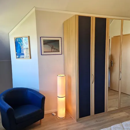 Alte Reihe 10 Whg 7 * Zingst